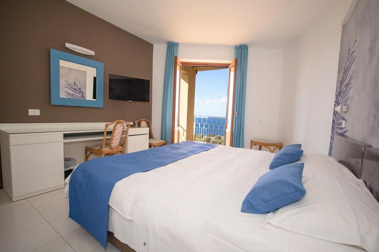 Perla Del Golfo Resort Terrasini Bagian luar foto