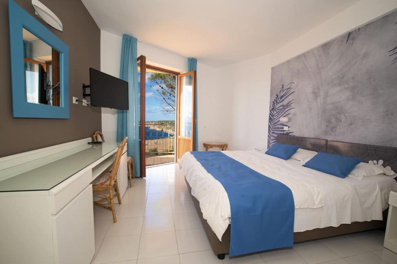 Perla Del Golfo Resort Terrasini Bagian luar foto