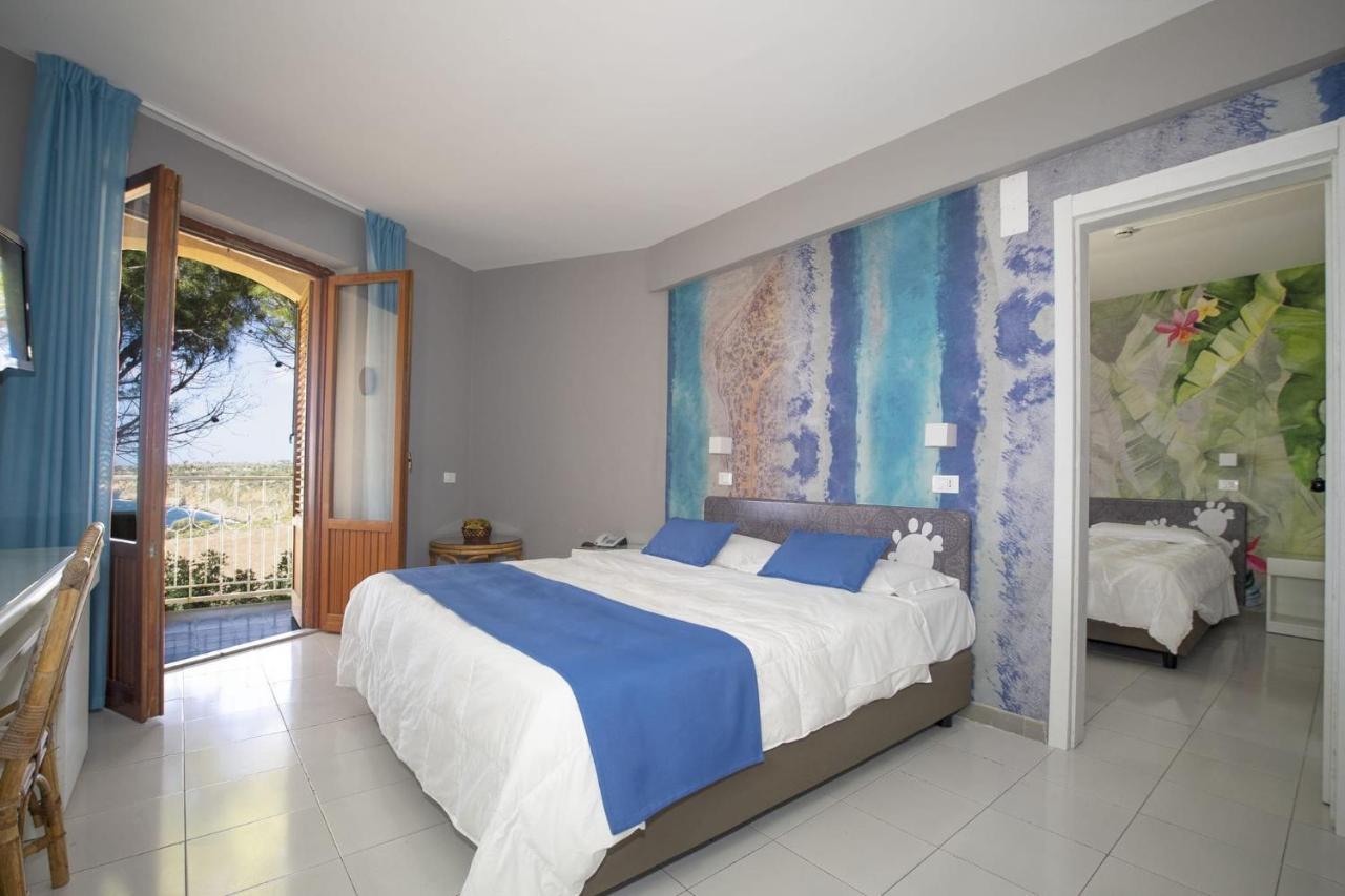 Perla Del Golfo Resort Terrasini Bagian luar foto