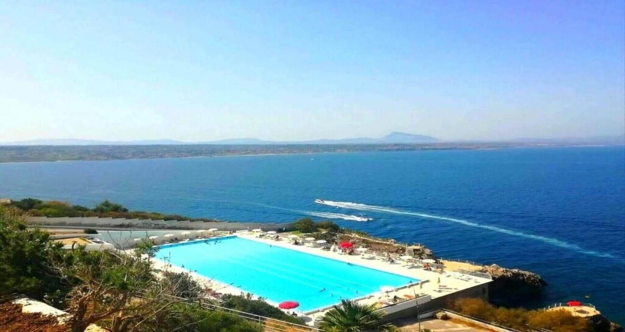 Perla Del Golfo Resort Terrasini Bagian luar foto