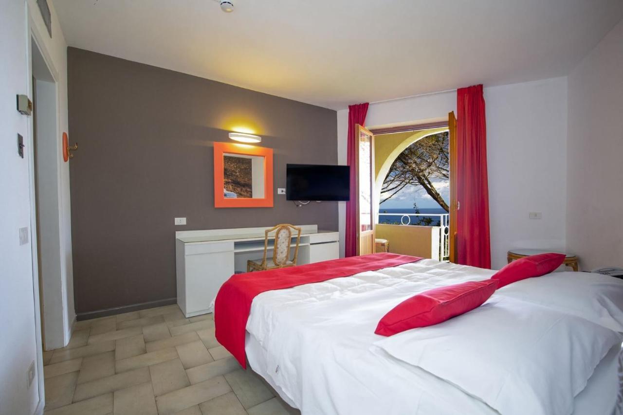 Perla Del Golfo Resort Terrasini Bagian luar foto